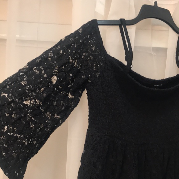 Torrid Top - Picture 2 of 4